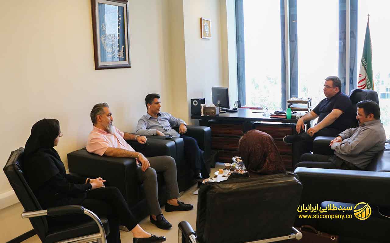 نشست مدیران سبد طلایی ایرانیان با موسسه حقوقی عدل و داد آریا